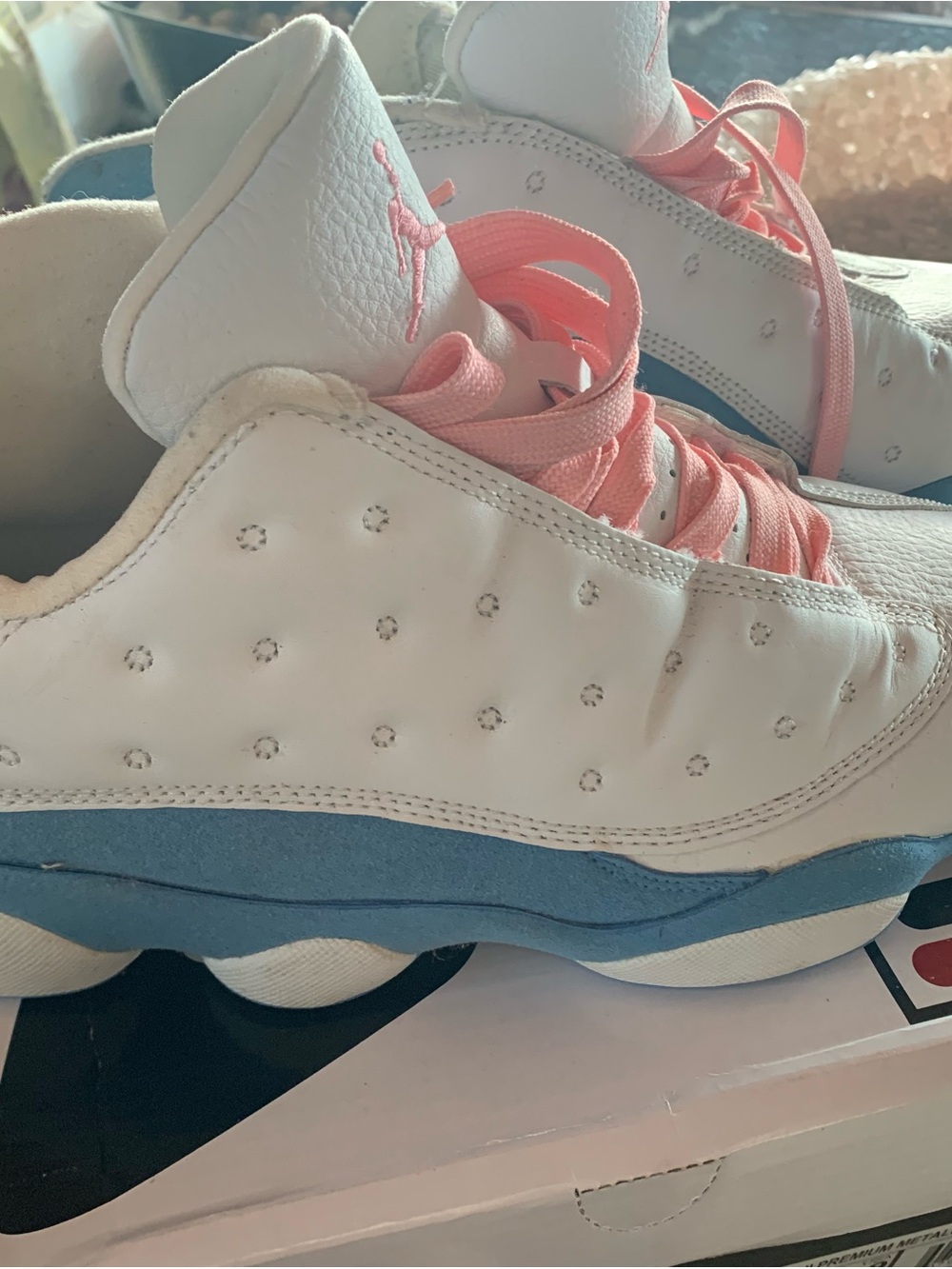 Air jordan retro 13 white Sneakers with Light Blue Midsole and Pink Details 10